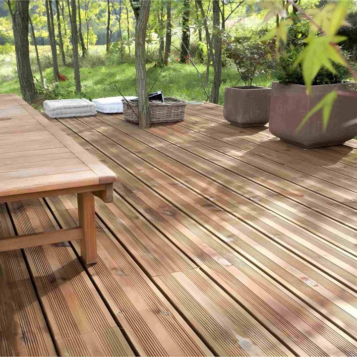 Construction terrasse en bois design Mercuès